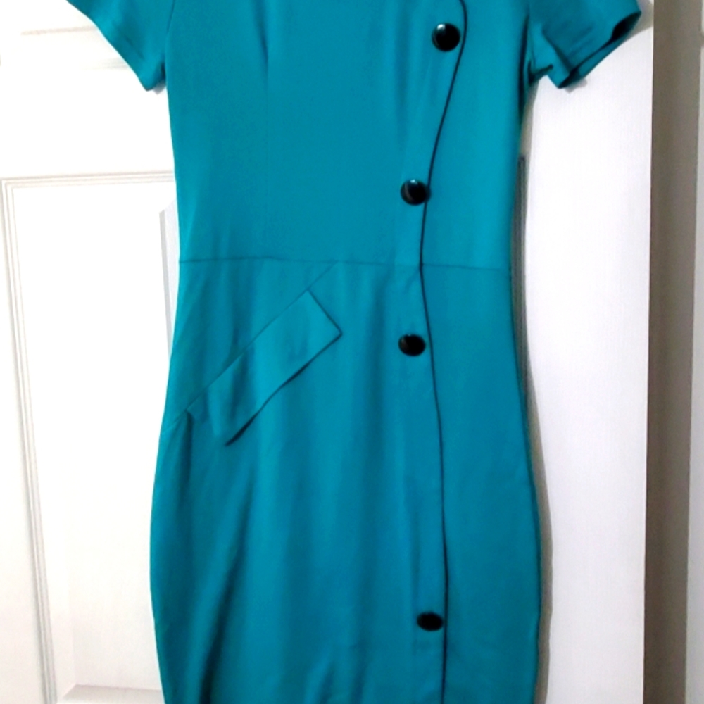 Womens knee length dress
